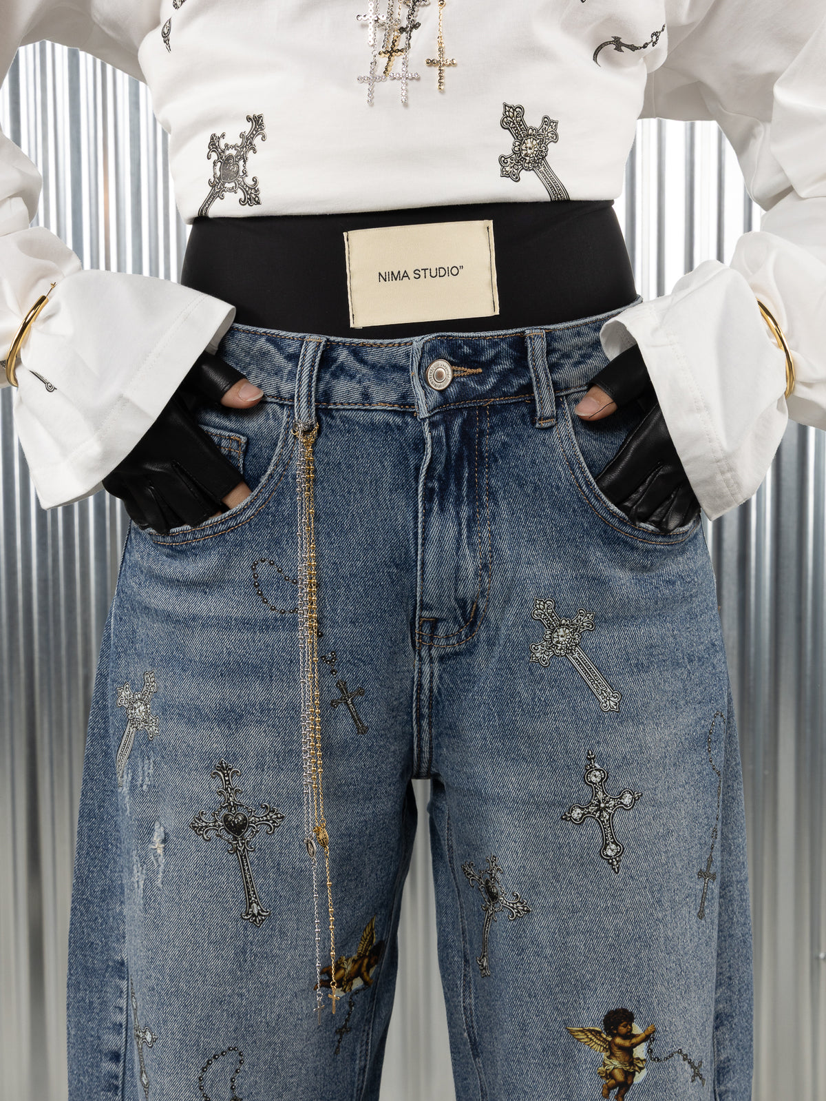 Denim angeli sacra