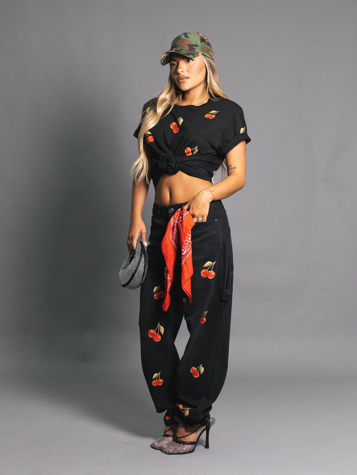 T-shirt cherry