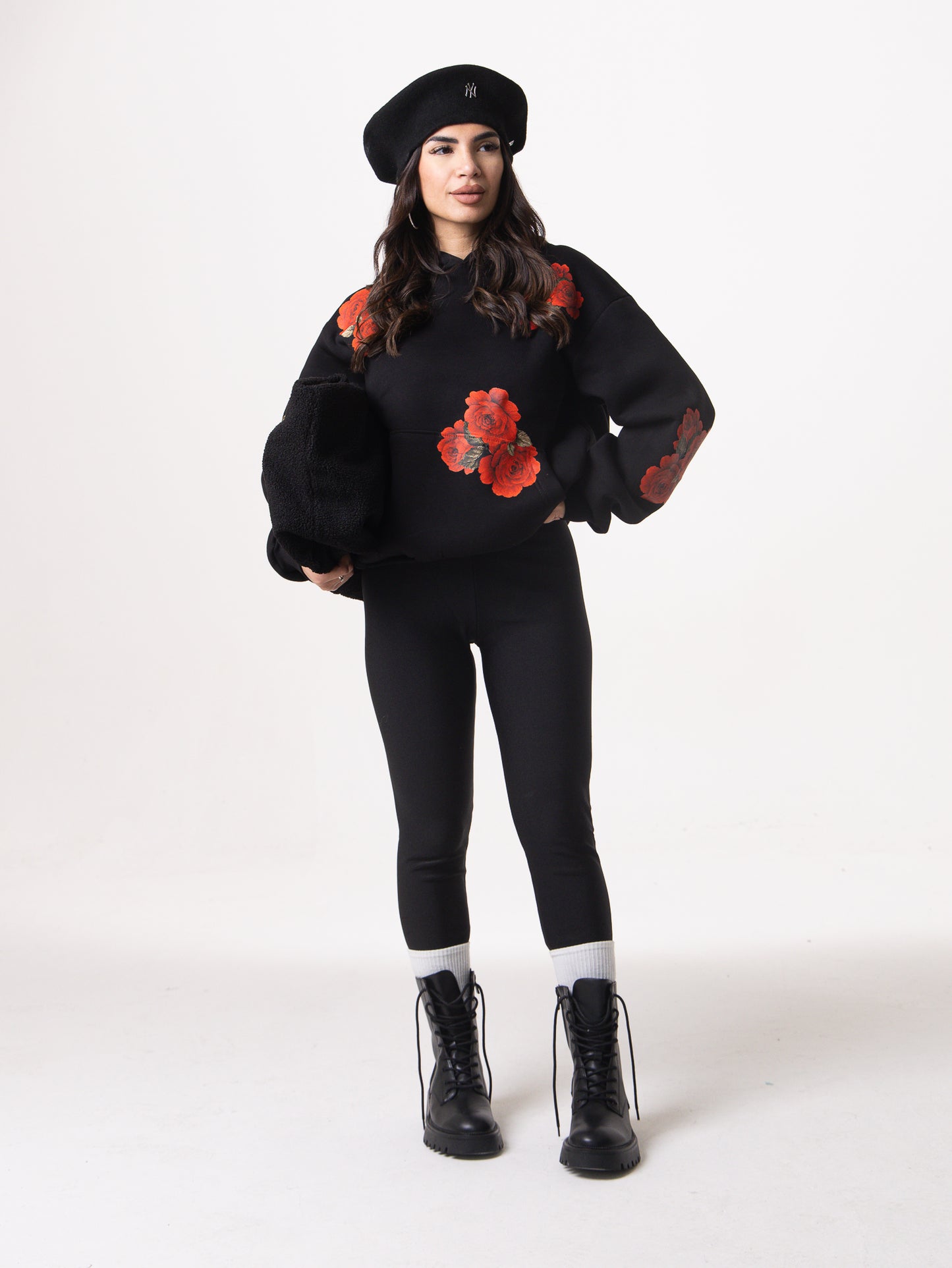 Box felpa rose rosse + leggins