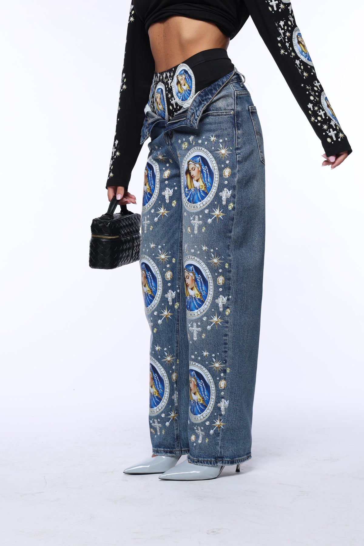 Denim mistic Divine Attitude