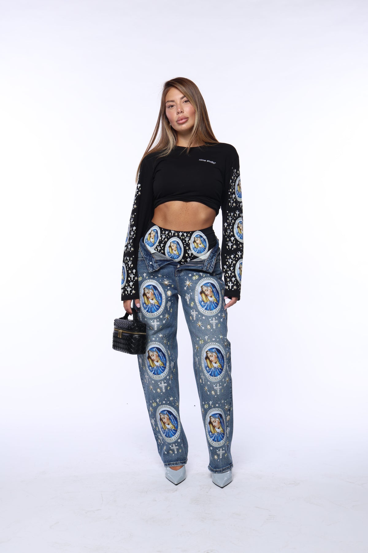 Denim mistic Divine Attitude