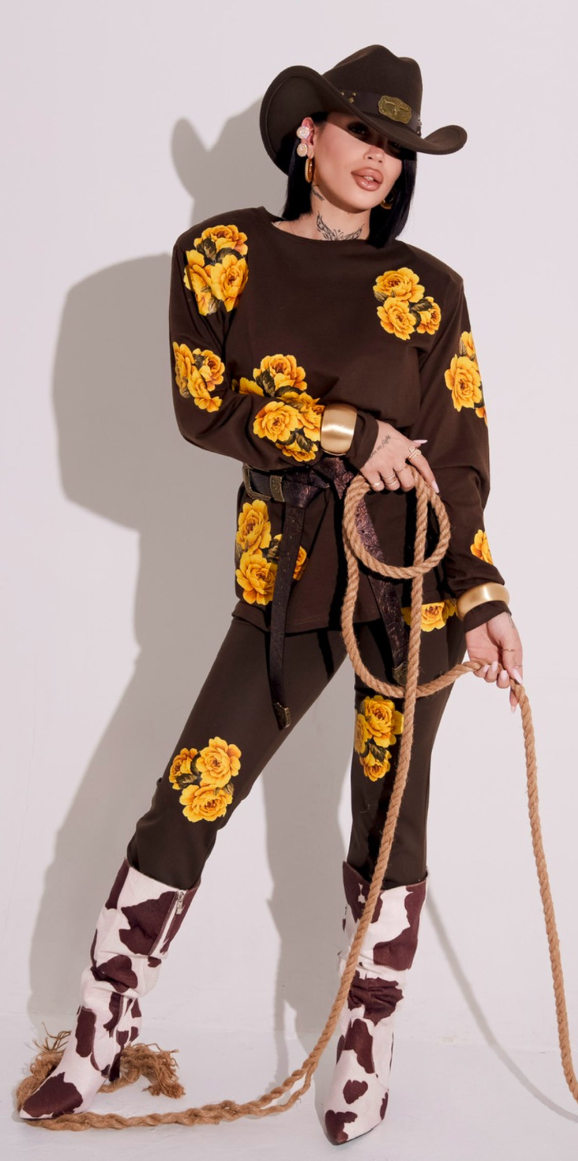 Pantaloni flare con stampa 3D